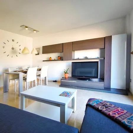 Appartamento Amplio Y Comodo Con Terraza, Ulldecona