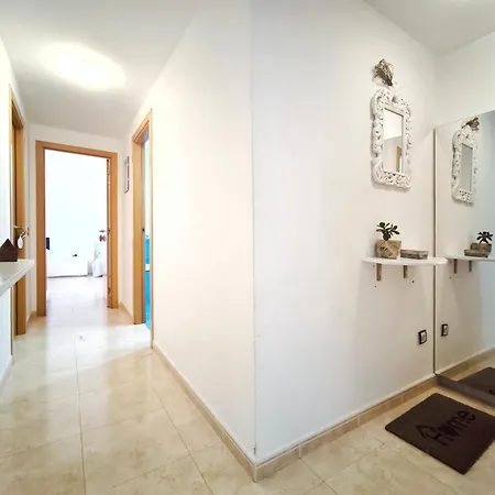 Amplio Y Comodo Con Terraza, Apartmán Ulldecona
