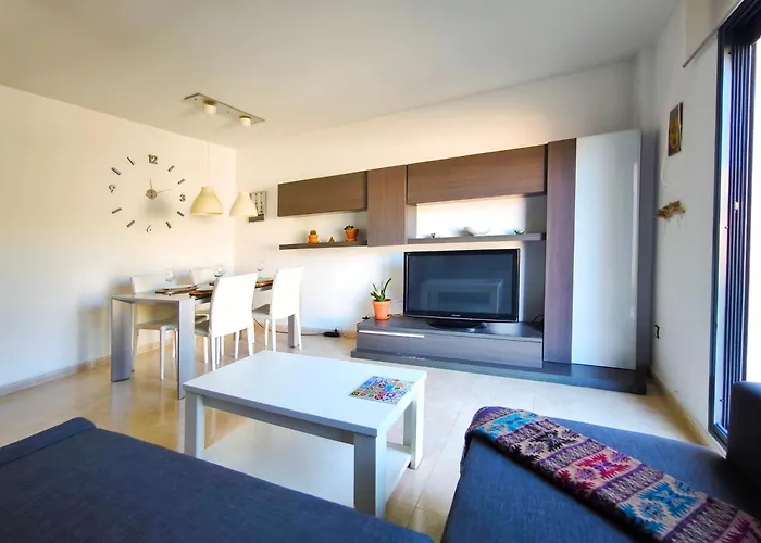 Appartement Amplio Y Comodo Con Terraza, Ulldecona
